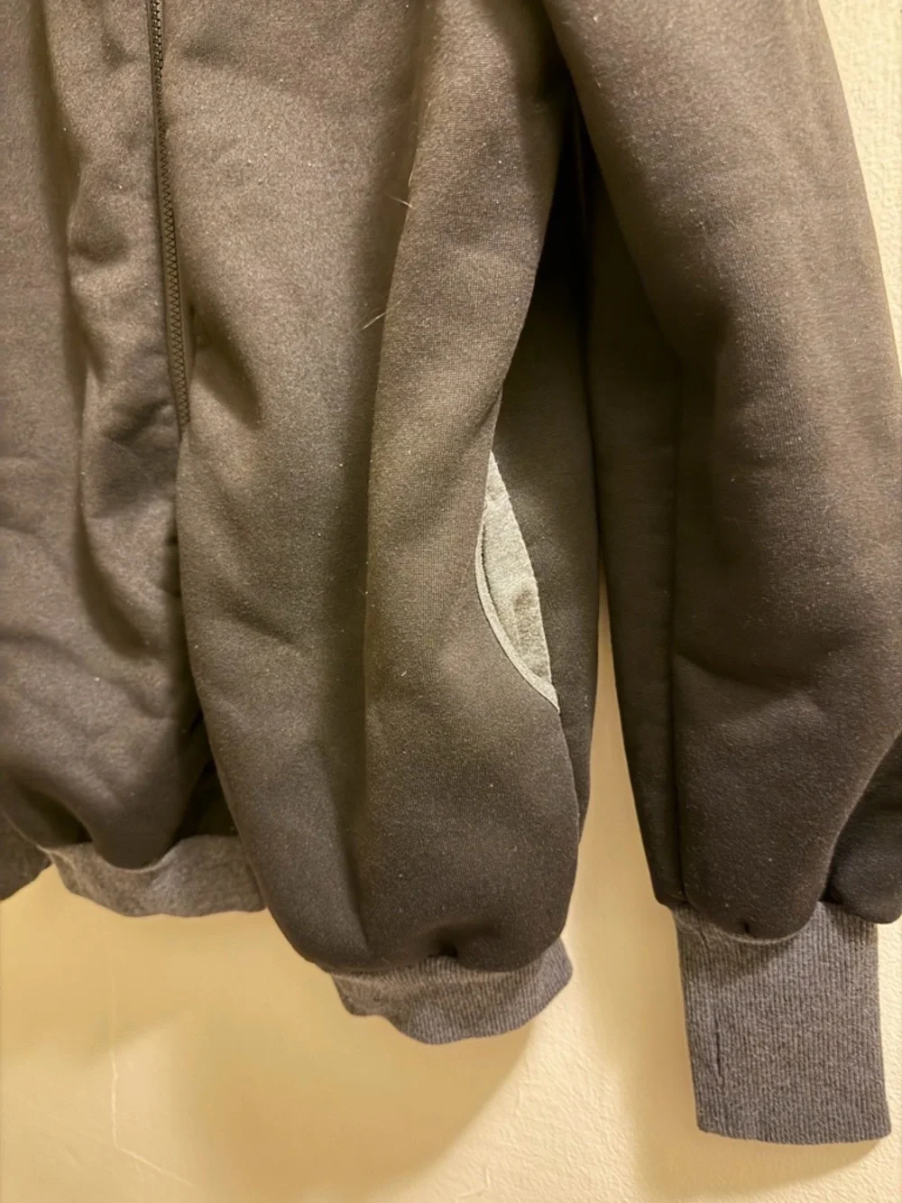 amropi Black Jacket with Zip